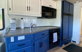 2002 Fleetwood RV Discovery 37D