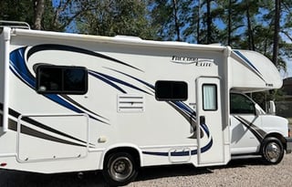 RV Trippin - "Penny" - Thor Freedom Elite