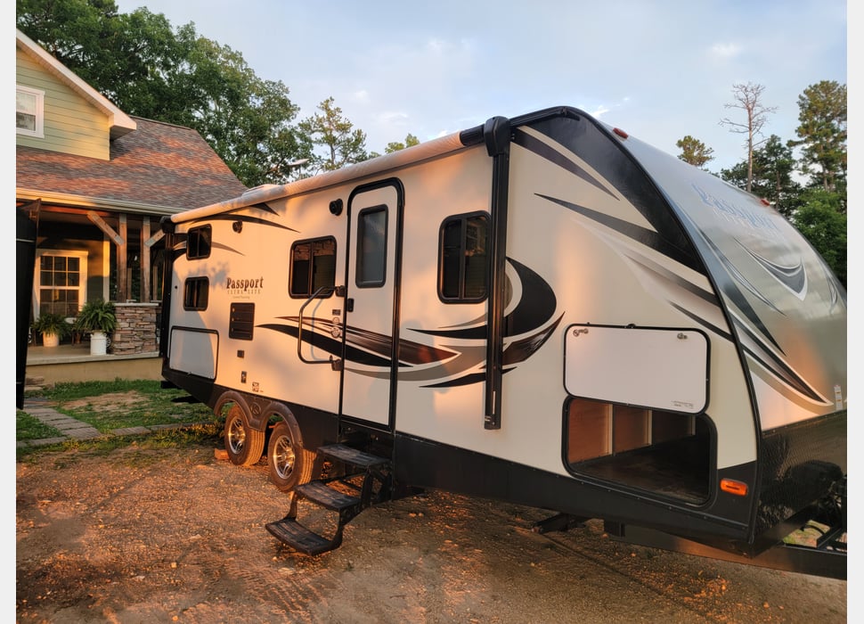 Travel Trailer rentals in Ava