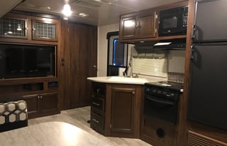 2018 Heartland Wilderness With Bunk House close to Bass Lake