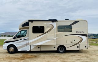 Take a siesta in our exquisite Mercedes Sprinter!