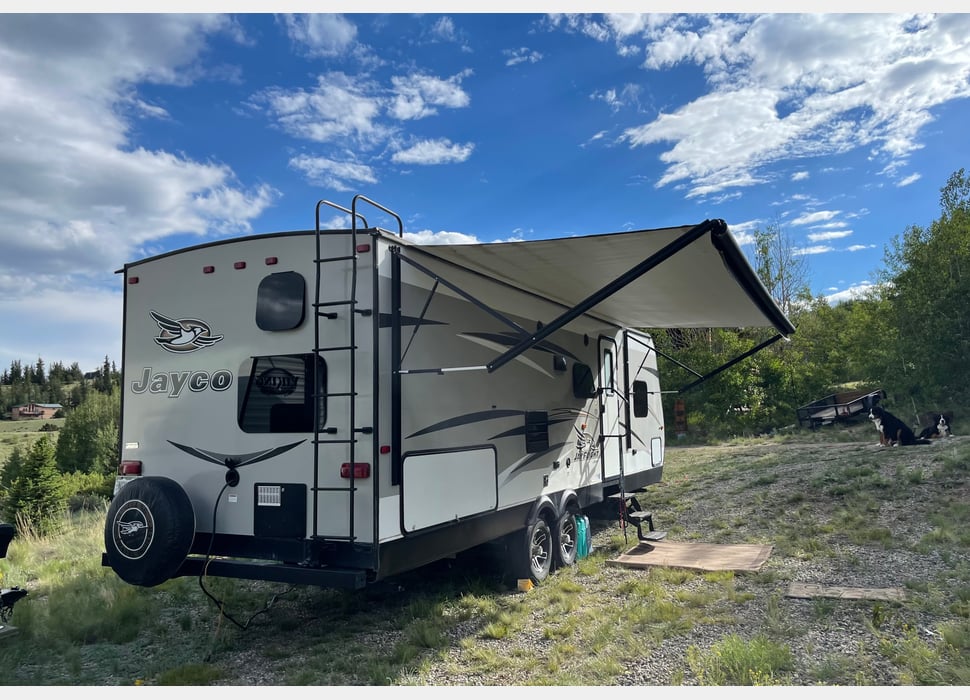 Travel Trailer rentals in Lakewood
