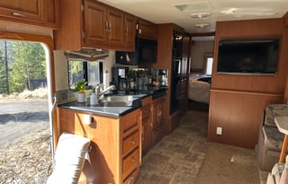2011 Forest River RV Georgetown VE 327DS