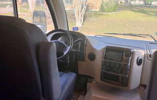 2016 Thor Axis 24.1 - FUN and EASIER to drive!