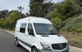 Luxury Mercedes Sprinter Van | Solar, Shower