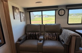 2023 Grand Design Imagine 2800BH