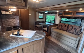 "Jackson" 2013 Keystone Sprinter BHSD1518