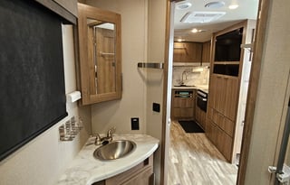 2021 Grand Design Imagine 2400BH