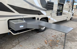 2021 Coachmen RV Leprechaun 319MFB