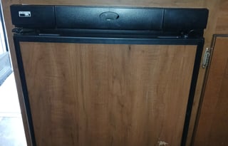 FOSTERS BUNKHOUSE BUNGALOW OOH LA LA