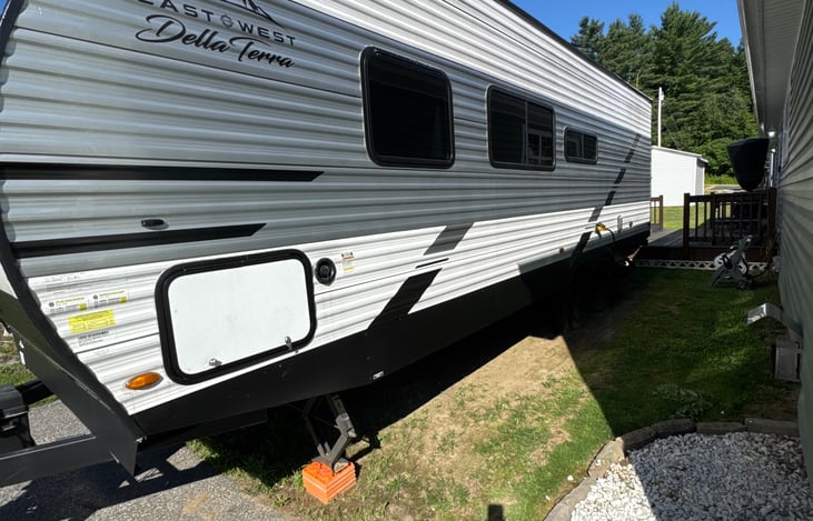 Water and sewer side