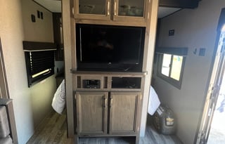 2021 Jayco Jay Flight - Fully Stocked Bunkhouse