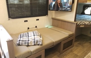 2021 CrossRoads RV Sunset Trail SS186BH