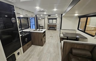 2026 Prime Time RV Avenger 30PO