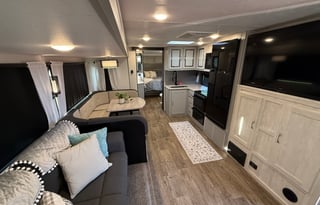 Cozy Shore Stays at its best!