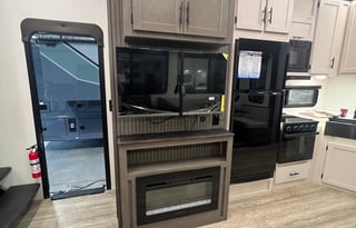 Our Newest Edition Brand New 2025 5th Wheel