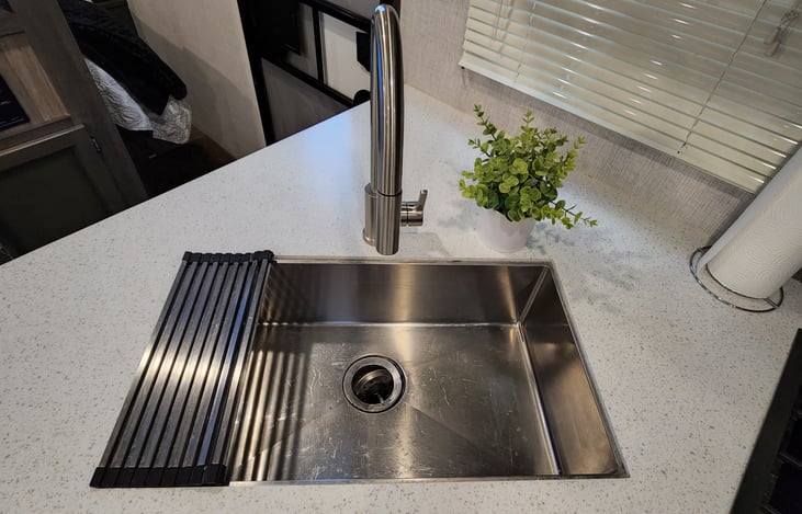 Farm style sink Large