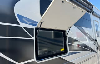 Luxury Your Way: A 5-Star Glamping Oasis