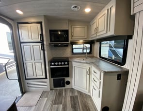 Keystone RV Cougar Half-Ton 26RKS