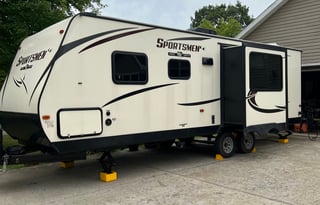 2018 KZ Sportsmen LE 261BHLE