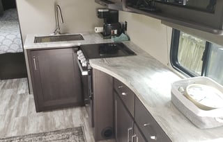 2022 Grand Design Transcend Xplor 221RB