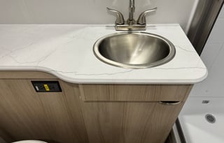 Winnie’s Road Adventures- 2024 Winnebago camper