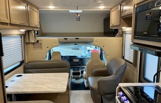 2022 Thor Coleman,Very Clean, Stocked,Pet friendly