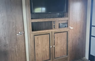 2018 Cruiser MPG 2400BH