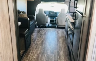 2020 Forest River Sunseeker LE 2850s