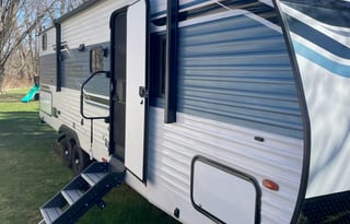 The Roaming Retreat – Fully Stocked for Adventure