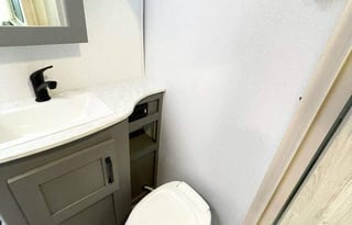 2022 Sundance 294BH 2 bedroom sleeps 10