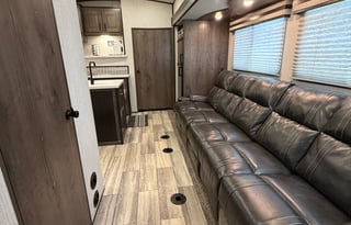 Double Suite Hauler Retreat