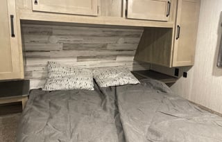 Spacious bunkhouse for family adventures