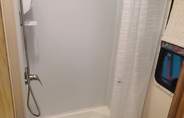 Bathroom/shower