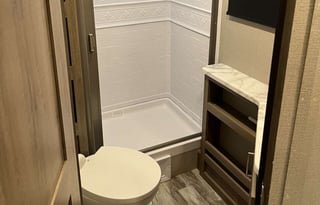 Grand Design Imagine XLS 23BHE basically new!