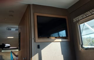 2019 Quantum 28 SE  Sleeps up to six.