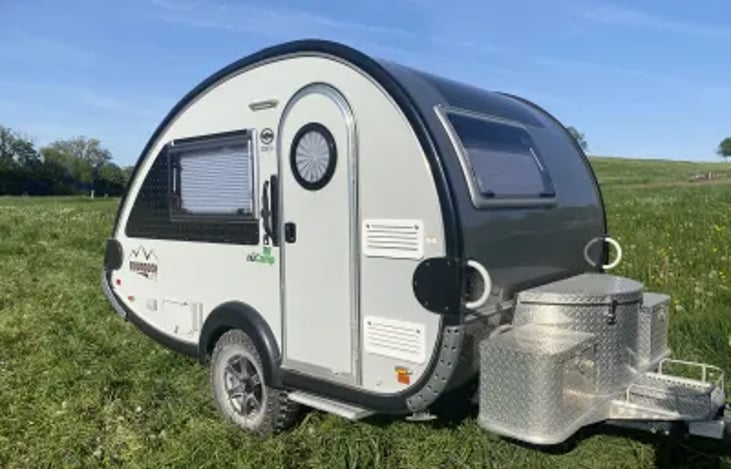 Easy comfort and tackling adventure await with Sun-Chaser, our favorite way to experience tiny adventures in any area at any time.