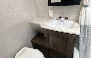 Great Family Getaway w/ Bunks (DELIVERY ONLY!)