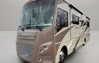 Class A Winnebago drives easy, sleeps 5