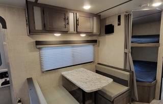2020 Gulfstream Kingsport with bunk beds
