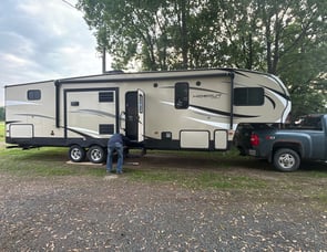 Keystone RV Hideout 298BHDS