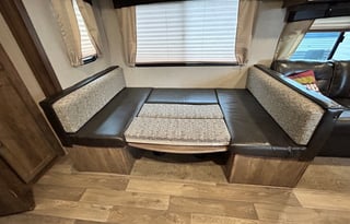 (#7) Puma Trailer w/ 4 bunks & outside kitchen