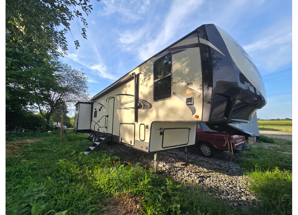 Fifth Wheel rentals in Zanesville