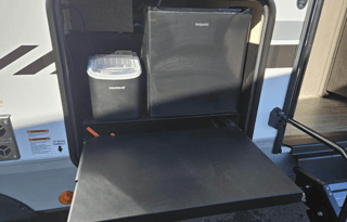 2025 Alpha Wolf Bunkhouse | Sleeps 10 | Delivery