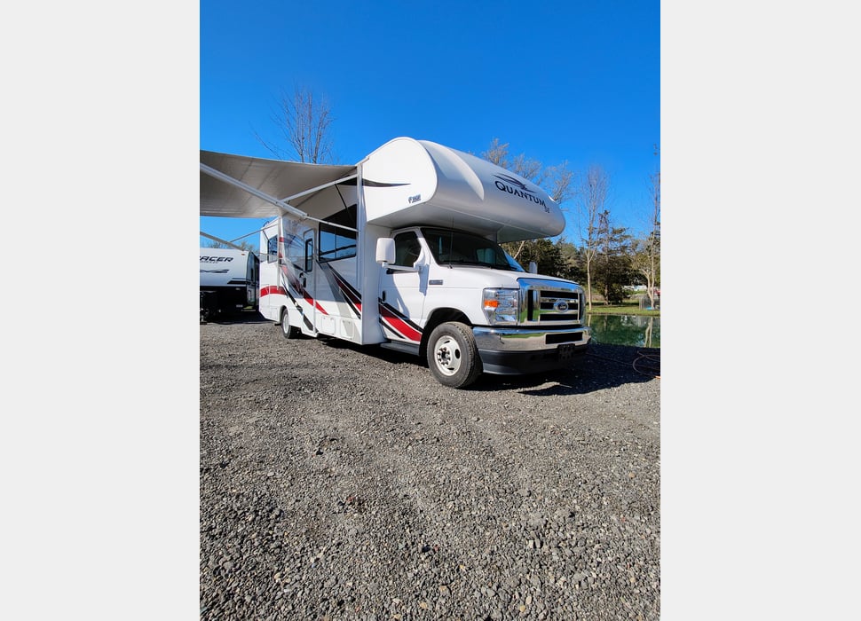 Class C Motor Home rentals in Onsted
