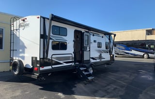 2021 Grand Design Imagine 2400BH