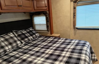 2011 Four Winds RV Windsport 32V HAL1806