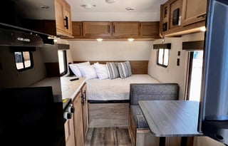 Cozy Trailer NEW 2023 Wolf Pup (Delivery Only )