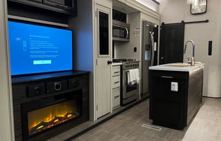 Family Camper:Sleeps 8/2Bed Rm/3Beds & Delivered