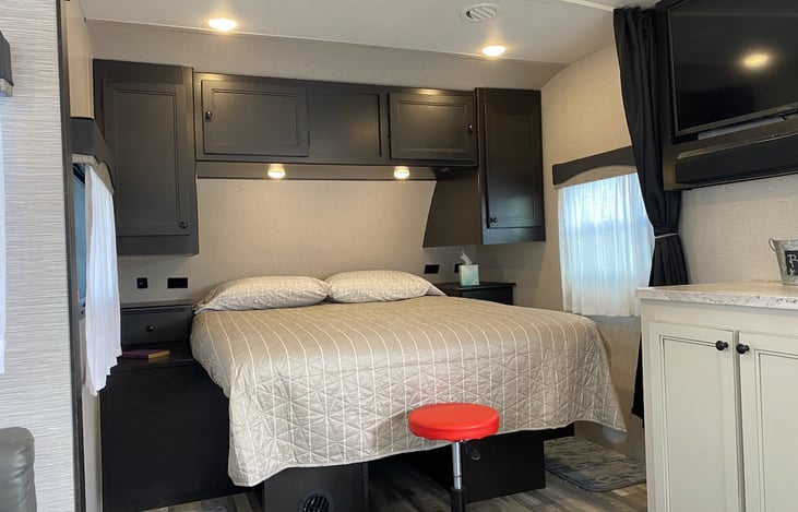 USB chargers, reading lights, privacy curtain